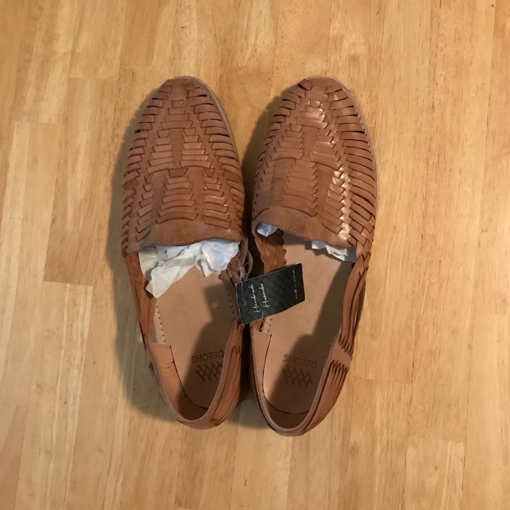 Woven leather men’s summer loafers